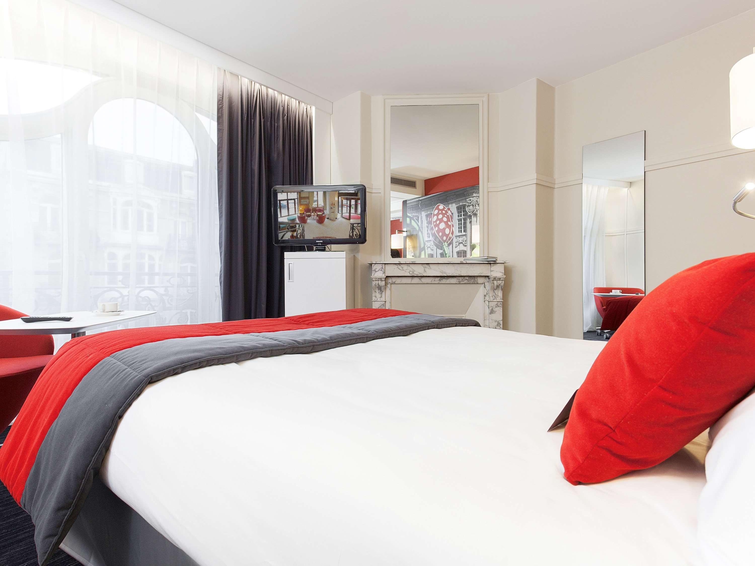 Mercure Lille Centre Grand Place Bagian luar foto