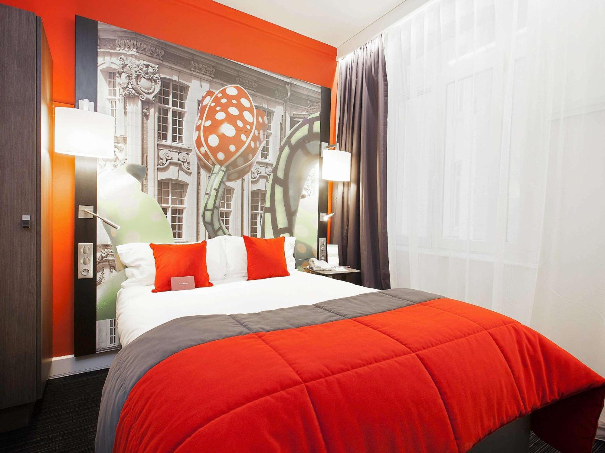 Mercure Lille Centre Grand Place Bagian luar foto