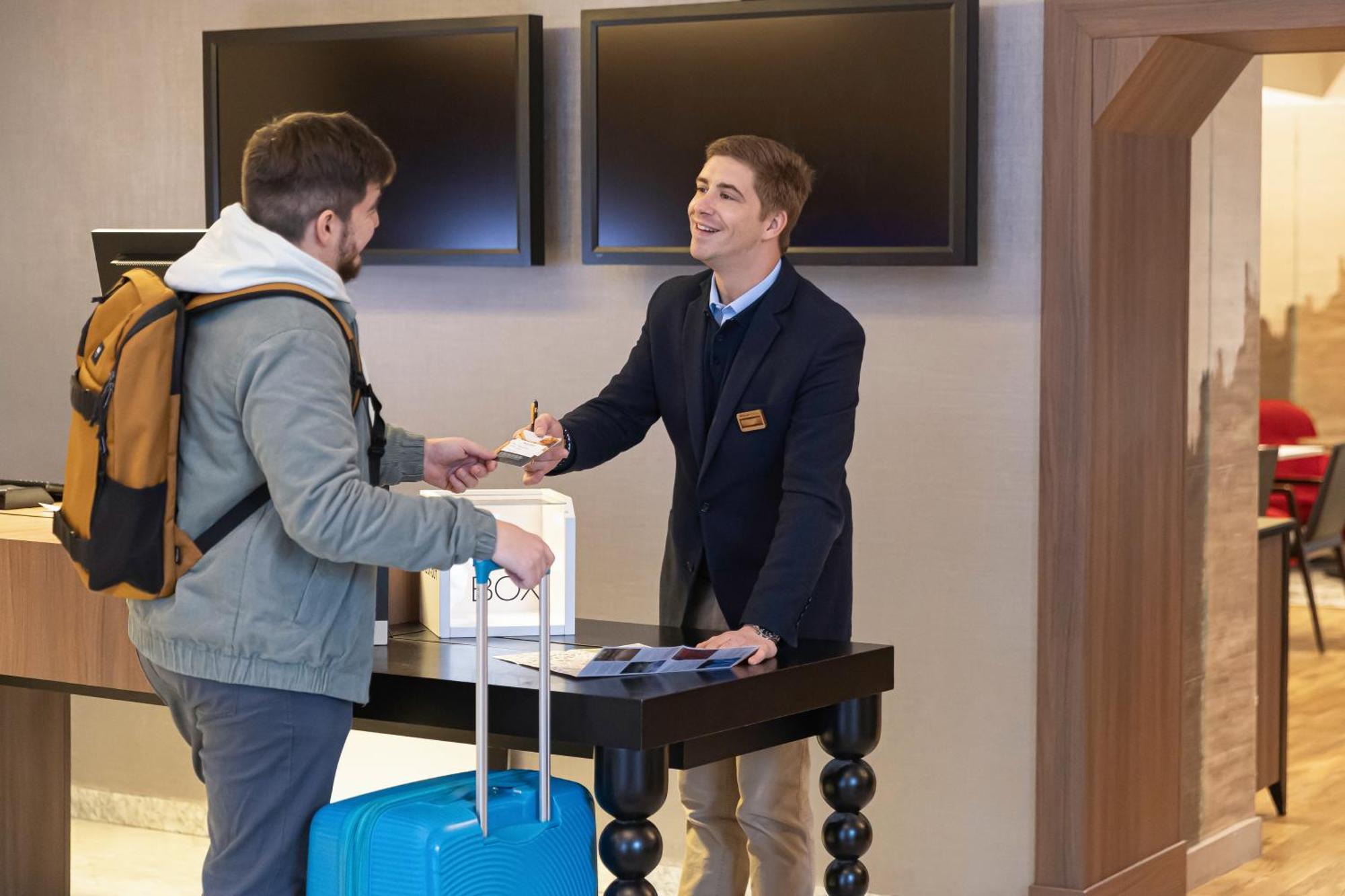 Mercure Lille Centre Grand Place Bagian luar foto