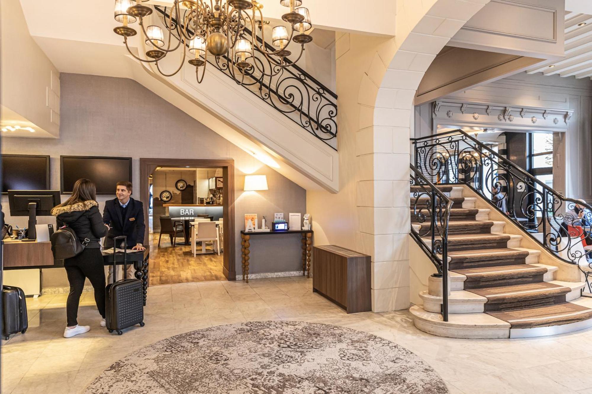 Mercure Lille Centre Grand Place Bagian luar foto