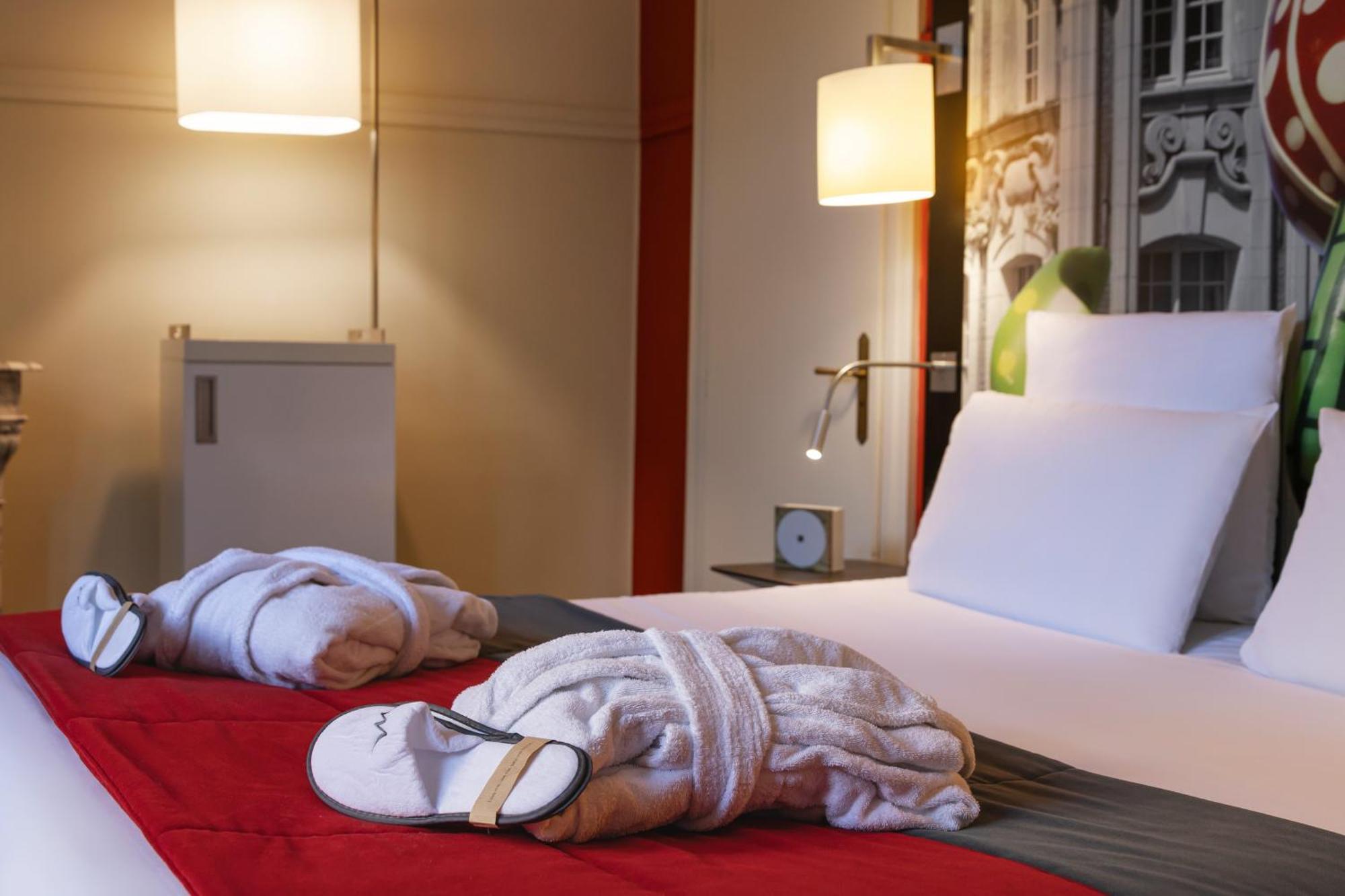 Mercure Lille Centre Grand Place Bagian luar foto