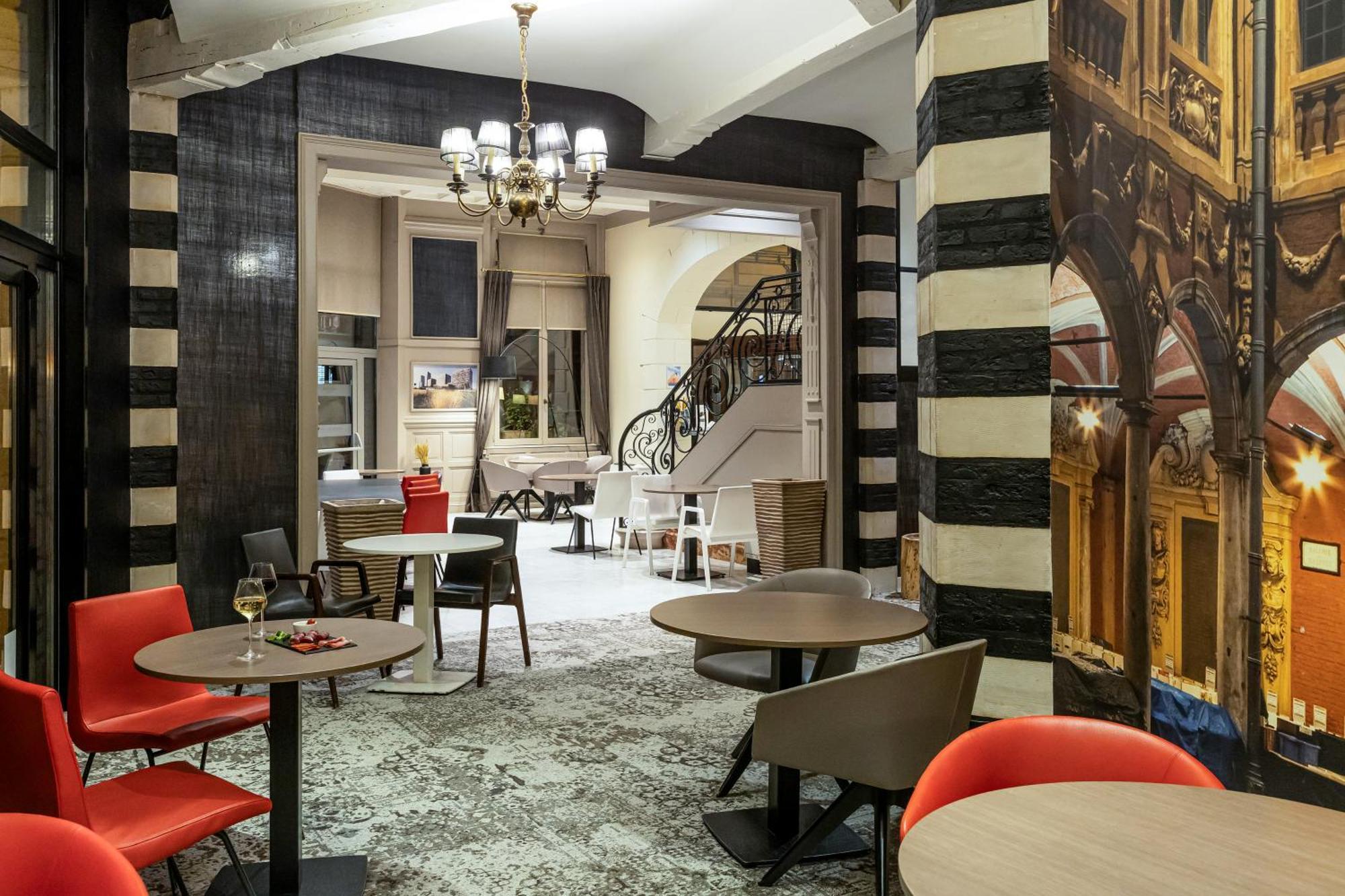 Mercure Lille Centre Grand Place Bagian luar foto